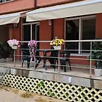 Rainbow 2 7 ساني بيتش