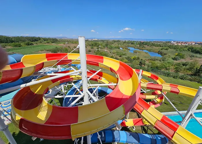 Rainbow 2 7 公寓 *