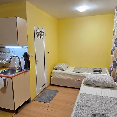 Rainbow 2 7 Apartman *